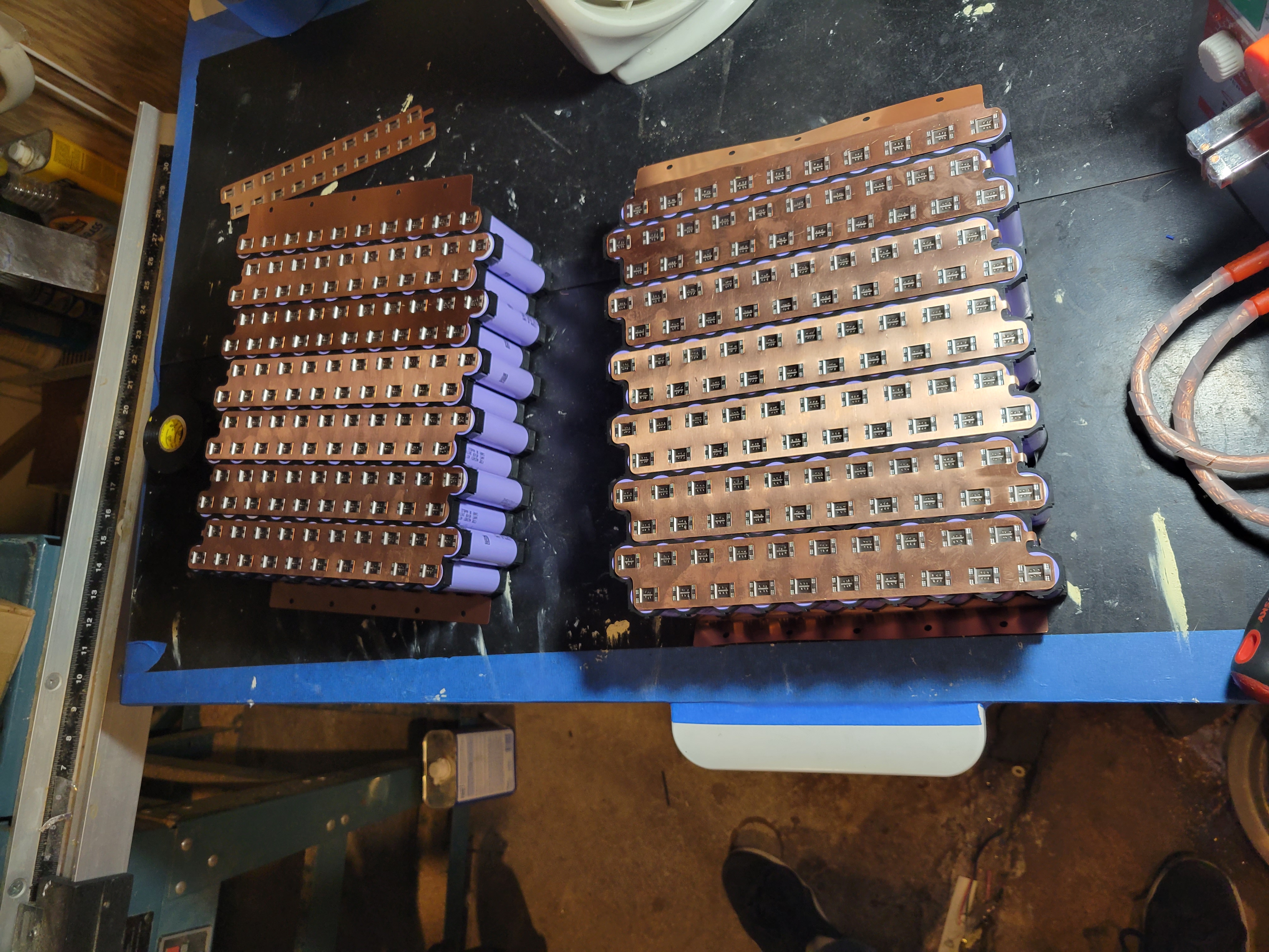 Battery cells with bus bars spot-welded on